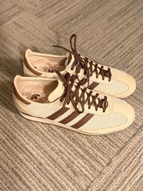 ADIDAS Originals SL 72 OG sneakers with crochet detailing in cream & brown